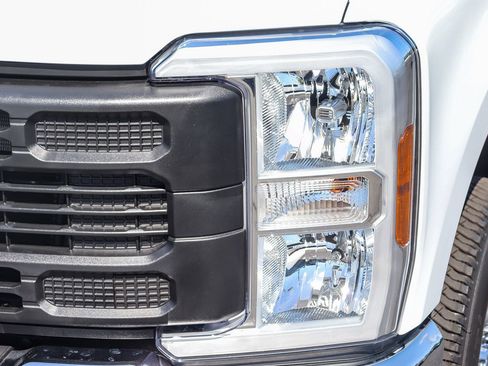 New 2026 Ford F250 XL AWD/4WD image 10