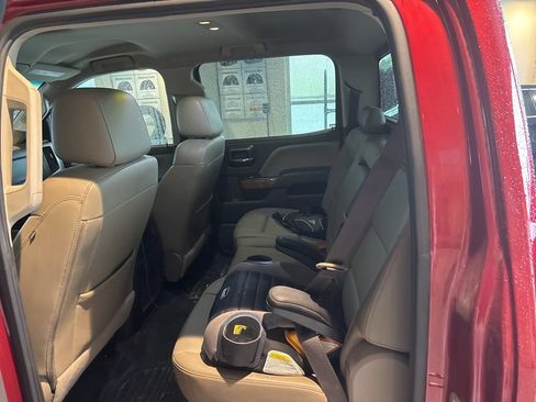 Used 2018 GMC Sierra 1500 SLT AWD/4WD image 25