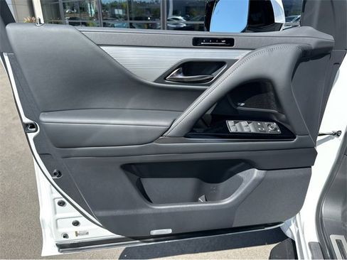 New 2025 Lexus LX 700h F Sport image 38