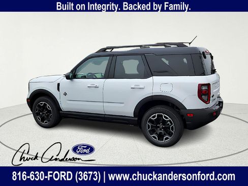 New 2025 Ford Bronco Sport Outer Banks image 4