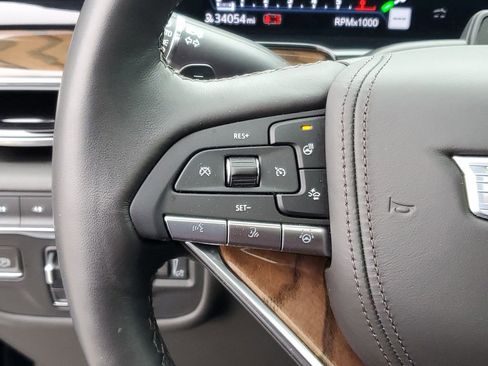 Used 2023 Cadillac Escalade ESV Sport Platinum w/ Heavy-Duty Trailer Package image 15