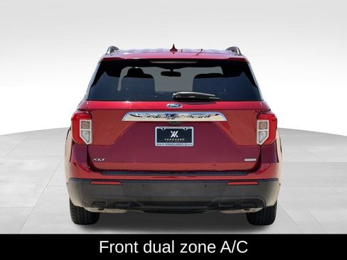 Used 2020 Ford Explorer XLT RWD image 8