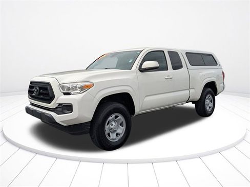 Used 2020 Toyota Tacoma SR image 7