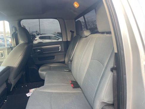 Used 2017 RAM 1500 Classic SLT image 7