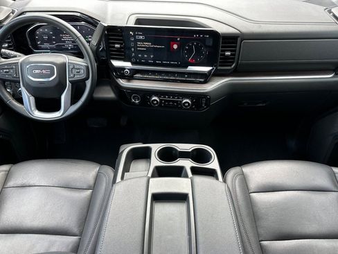 Used 2024 GMC Sierra 1500 SLT image 14