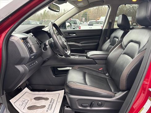 Used 2022 Nissan Pathfinder SL w/ SL Premium Package image 9