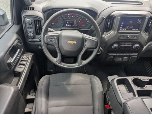 Used 2025 Chevrolet Silverado 2500 Custom w/ Custom Convenience Package AWD/4WD image 16
