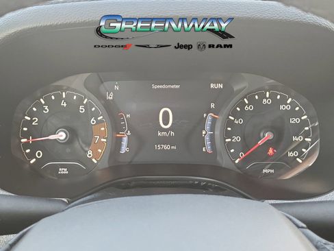 Used 2024 Jeep Compass Latitude image 27