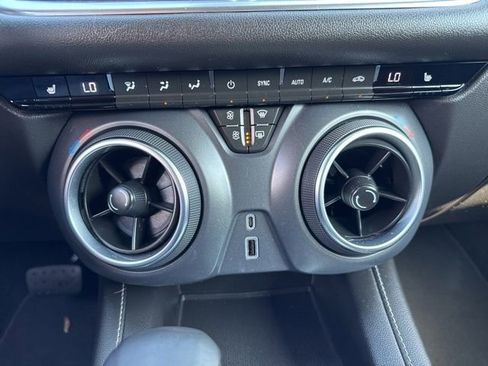 Used 2023 Chevrolet Blazer LT AWD/4WD image 14