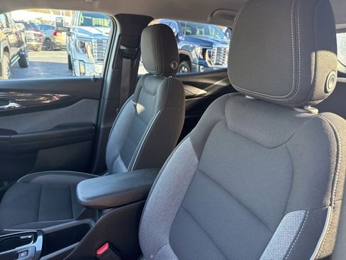 Used 2025 Chevrolet TrailBlazer LT image 12