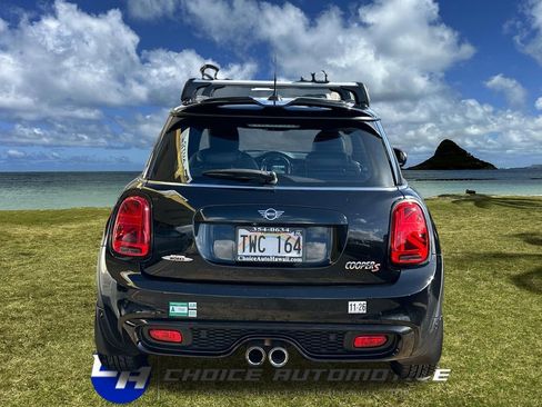 Used 2019 MINI Cooper S w/ Premium Package FWD image 7