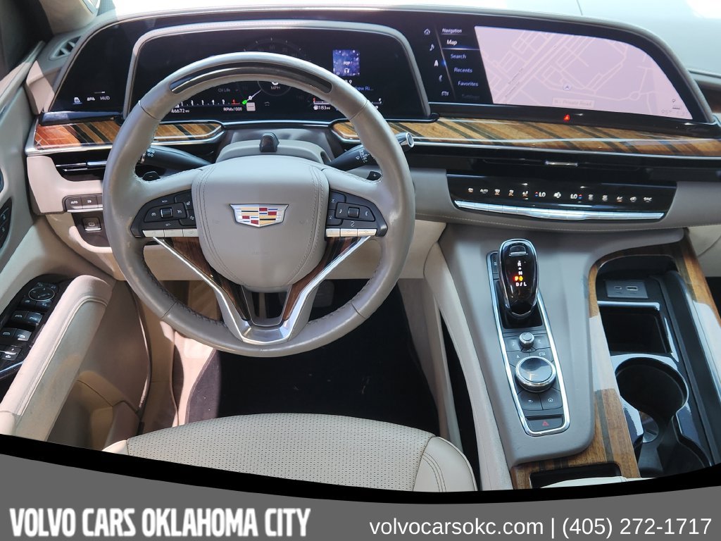 Used 2023 Cadillac Escalade ESV Premium Luxury Platinum AWD/4WD image 21