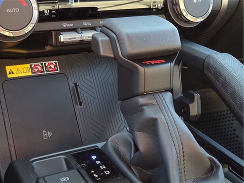 New 2025 Toyota 4Runner TRD Off-Road Premium image 26