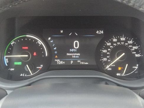 Used 2026 Toyota Sienna XLE FWD image 14