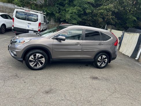 Used 2015 Honda CR-V Touring image 9