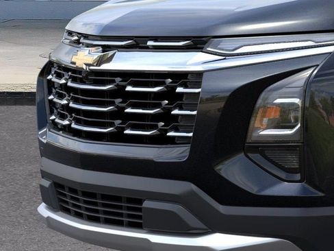 New 2027 Chevrolet Equinox LT FWD image 13
