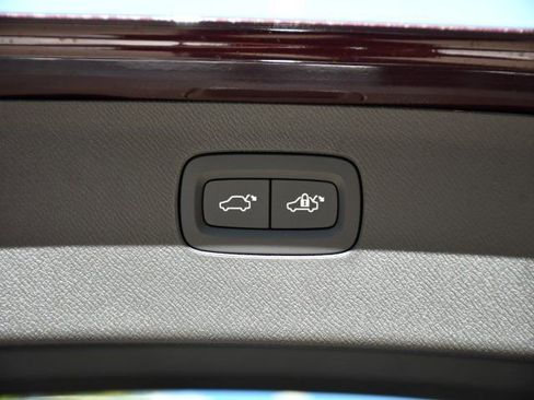 New 2026 Volvo XC90 B5 Core w/ Protection Package Premier AWD/4WD image 28