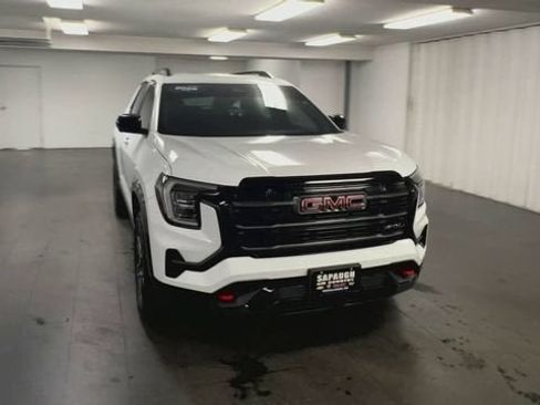 Certified 2026 GMC Terrain AT4 w/ Technology Package II AWD/4WD image 3