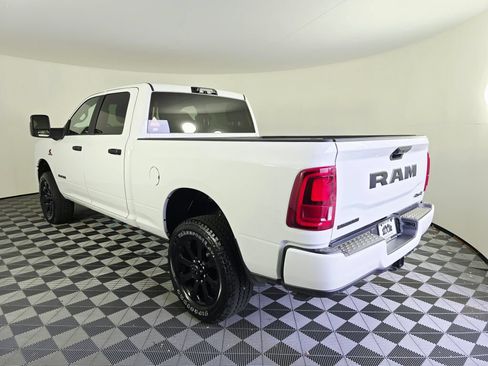 New 2026 RAM 3500 Big Horn AWD/4WD image 6