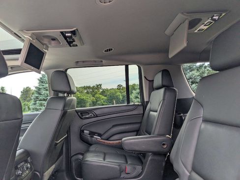 Used 2017 Chevrolet Suburban Premier image 16