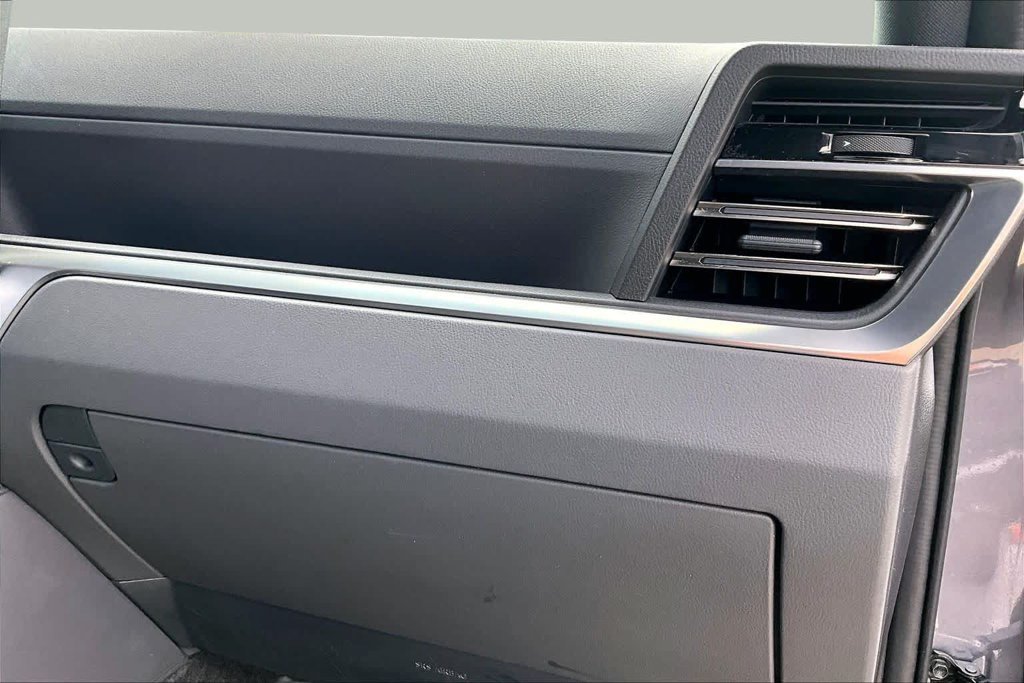 Used 2024 Lexus GX 550 w/ Accessory Package (Z1) AWD/4WD image 19