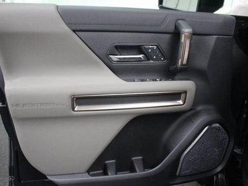 New 2024 GMC Hummer EV 3X w/ Battery Pack, 24 Module Pack image 19