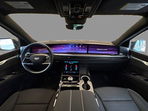 New 2026 Cadillac Escalade ESV Luxury AWD/4WD image 21