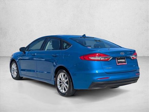 Used 2019 Ford Fusion SE image 8