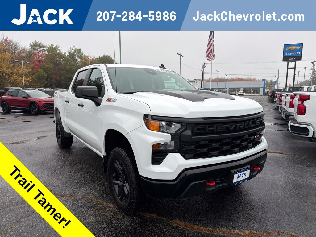 Used 2023 Chevrolet Silverado 1500 Custom Trail Boss AWD/4WD image 1
