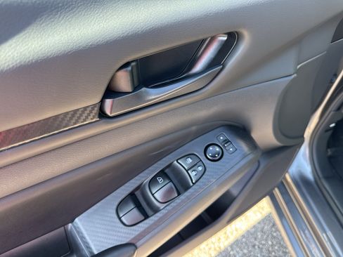Used 2025 Nissan Altima 2.5 S FWD image 26