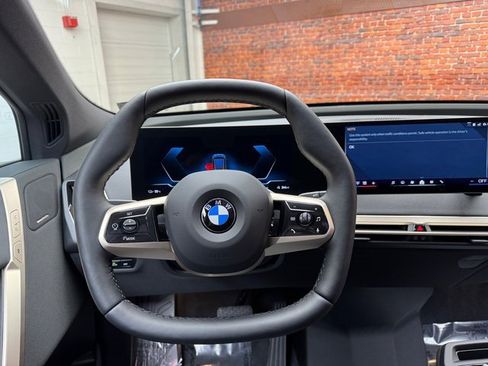 New 2026 BMW iX xDrive60 w/ Premium Package image 14