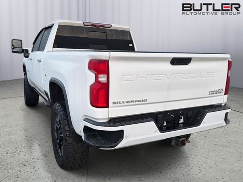 Used 2022 Chevrolet Silverado 2500 High Country AWD/4WD image 10