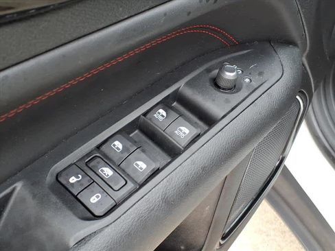 Used 2022 Jeep Compass Trailhawk w/ Trailhawk Elite Group image 13