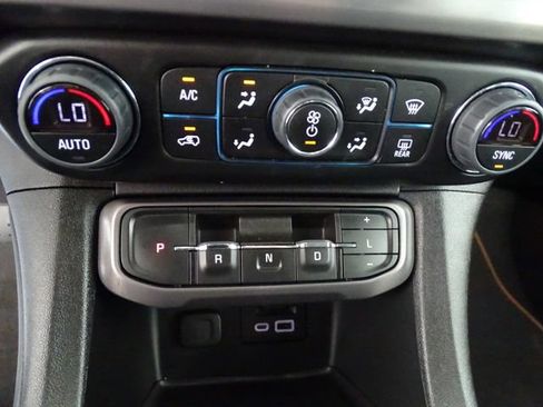 Certified 2023 GMC Acadia AT4 AWD/4WD image 12