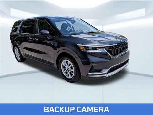 Used 2024 Kia Carnival LX FWD image 9