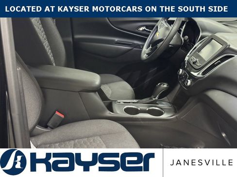 Used 2018 Chevrolet Equinox LT image 17