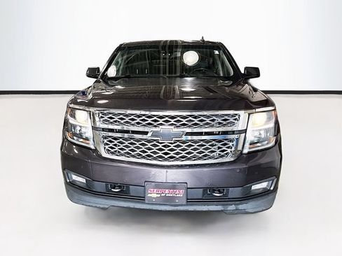Used 2017 Chevrolet Tahoe LT w/ LT Signature Package AWD/4WD image 4