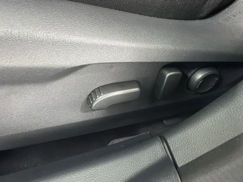 Certified 2025 Subaru Outback Premium image 13