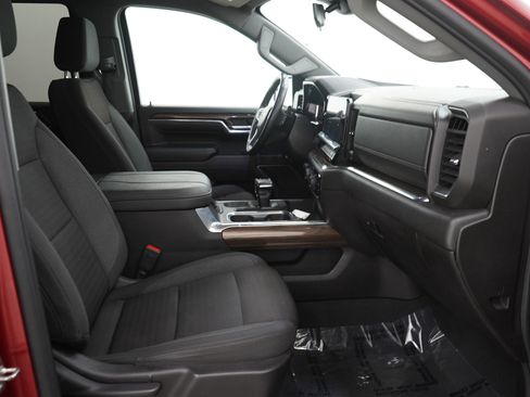 Used 2023 Chevrolet Silverado 1500 LT w/ Z71 Off-Road Package image 14