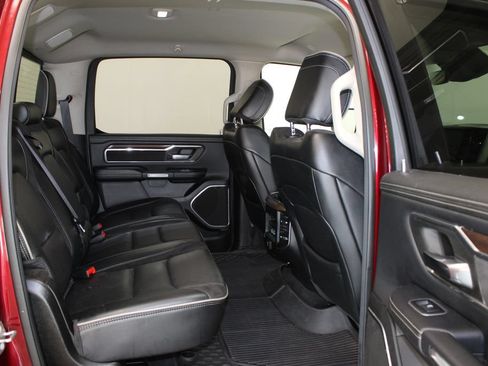 Used 2022 RAM 1500 Laramie AWD/4WD image 8