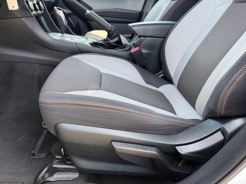 Used 2018 Subaru Crosstrek 2.0i Premium AWD/4WD image 11