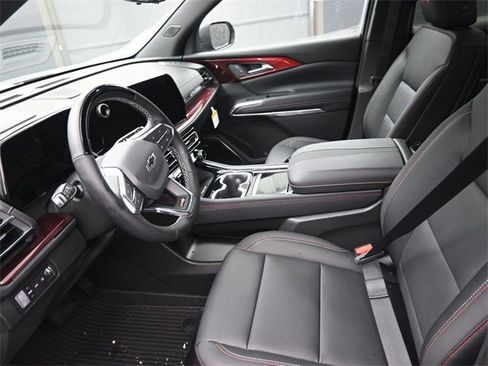New 2026 Chevrolet Traverse Z71 w/ Enhanced Driving Package image 8