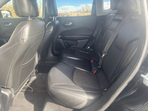 Used 2019 Jeep Compass Latitude AWD/4WD image 20