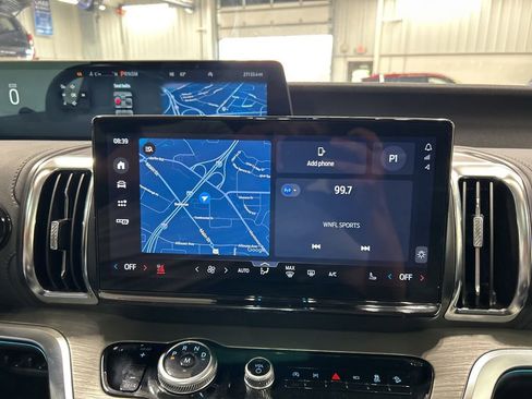 Certified 2025 Ford Expedition Max Platinum AWD/4WD image 18