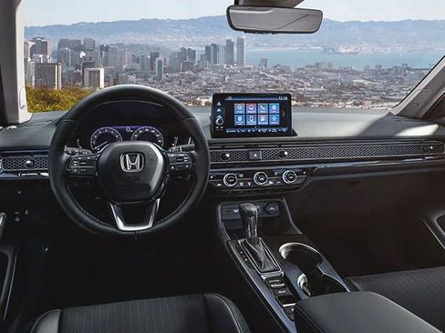 Used 2022 Honda Civic Touring image 3