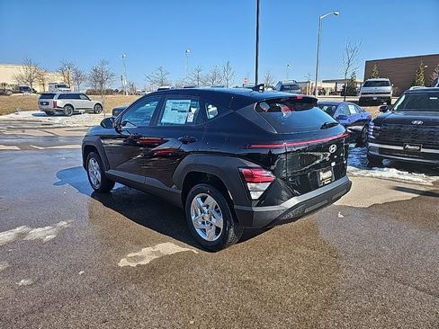 New 2026 Hyundai Kona SE image 3