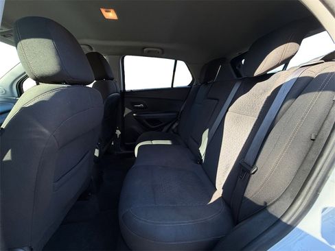 Used 2021 Chevrolet Trax LS w/ Tint and Cruise Package image 13