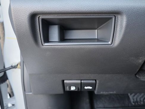 New 2025 Nissan Versa SV w/ Trunk Package image 18