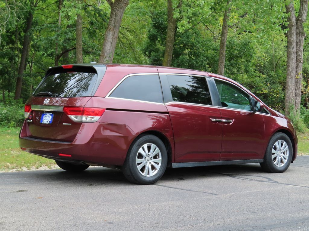 Used 2016 Honda Odyssey SE image 3