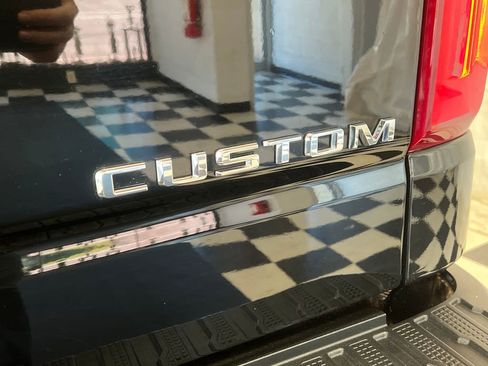 Used 2019 Chevrolet Silverado 1500 Custom w/ Custom Value Package AWD/4WD image 13